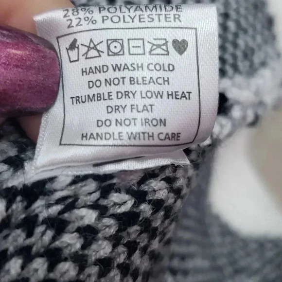 Snakeskin Long Cardigan/Sweater  - Picture 4 of 4